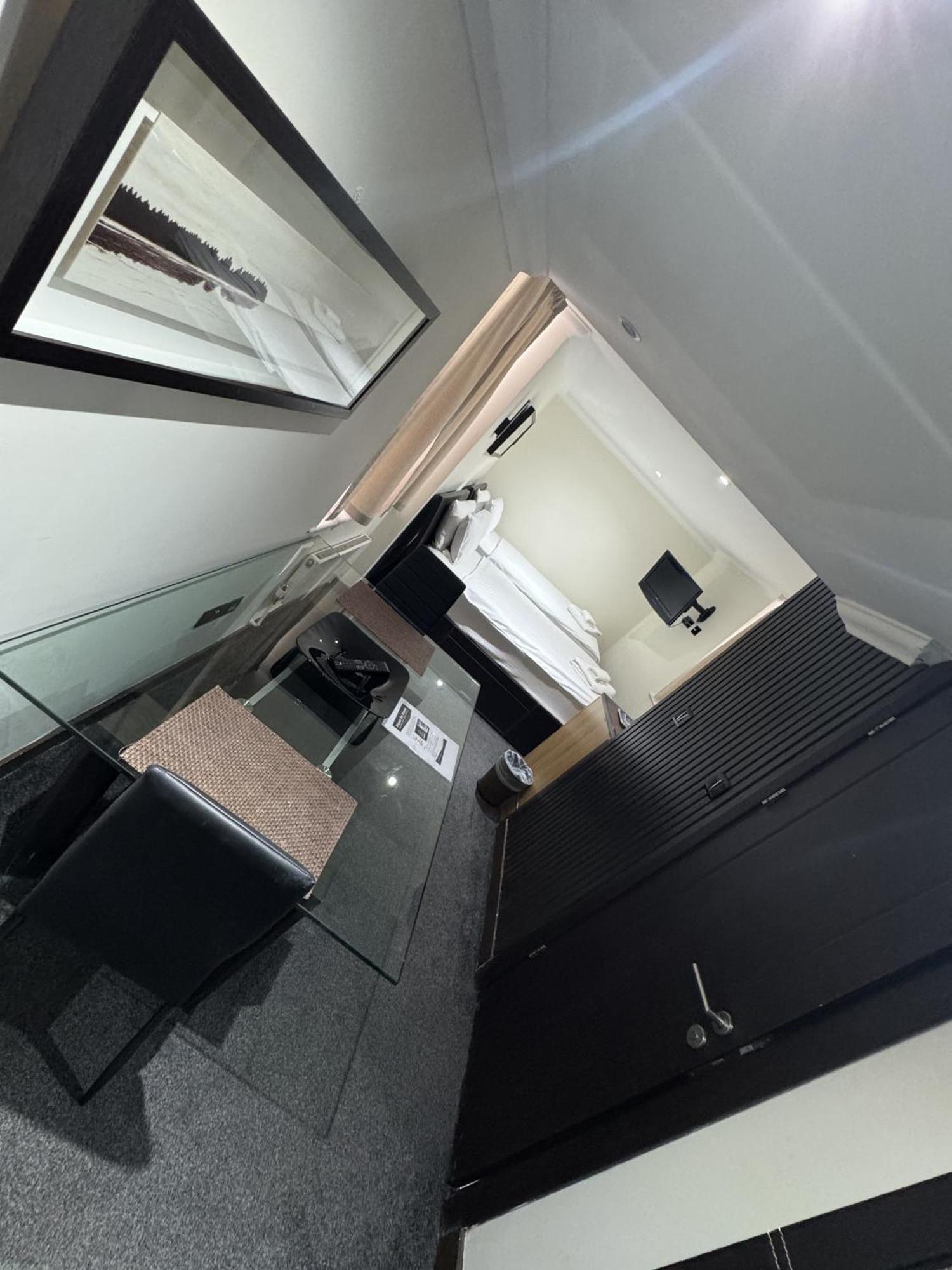 לונדון The Royale Chulan Hyde Park Hotel מראה חיצוני תמונה