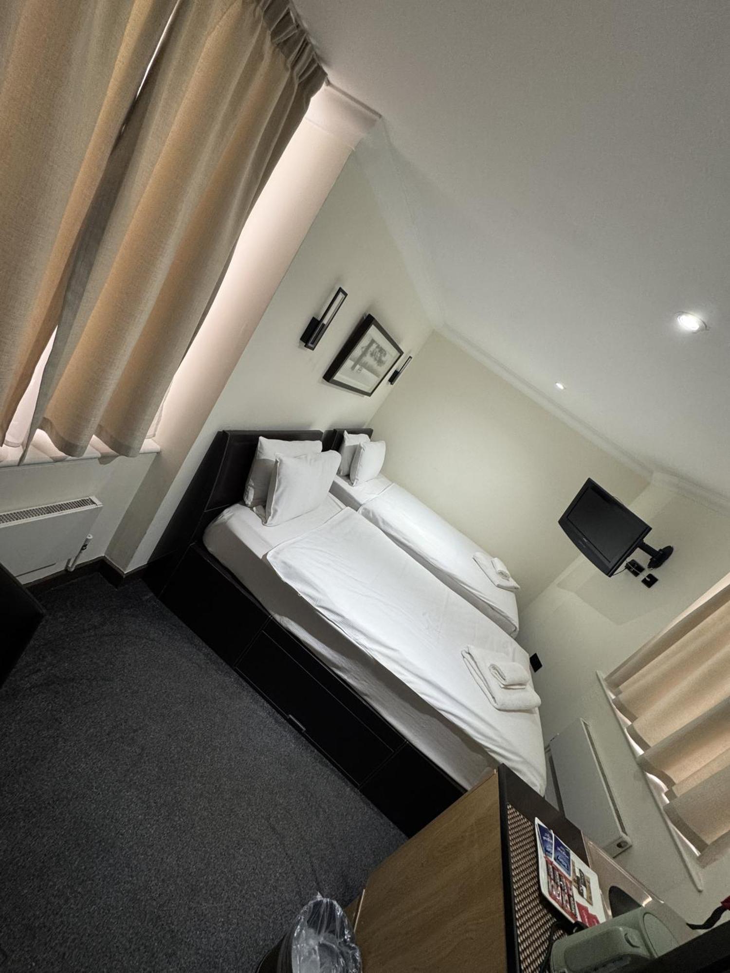 לונדון The Royale Chulan Hyde Park Hotel מראה חיצוני תמונה