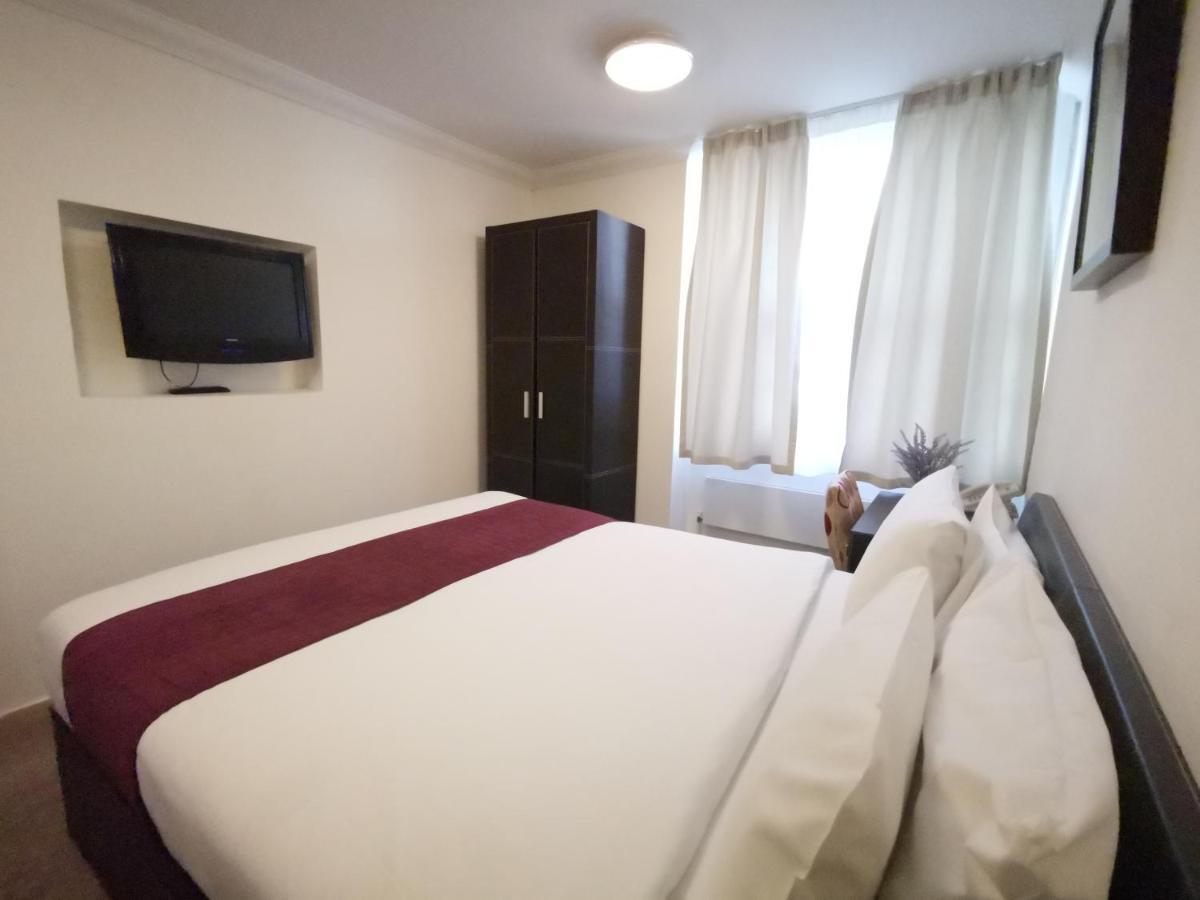 לונדון The Royale Chulan Hyde Park Hotel מראה חיצוני תמונה